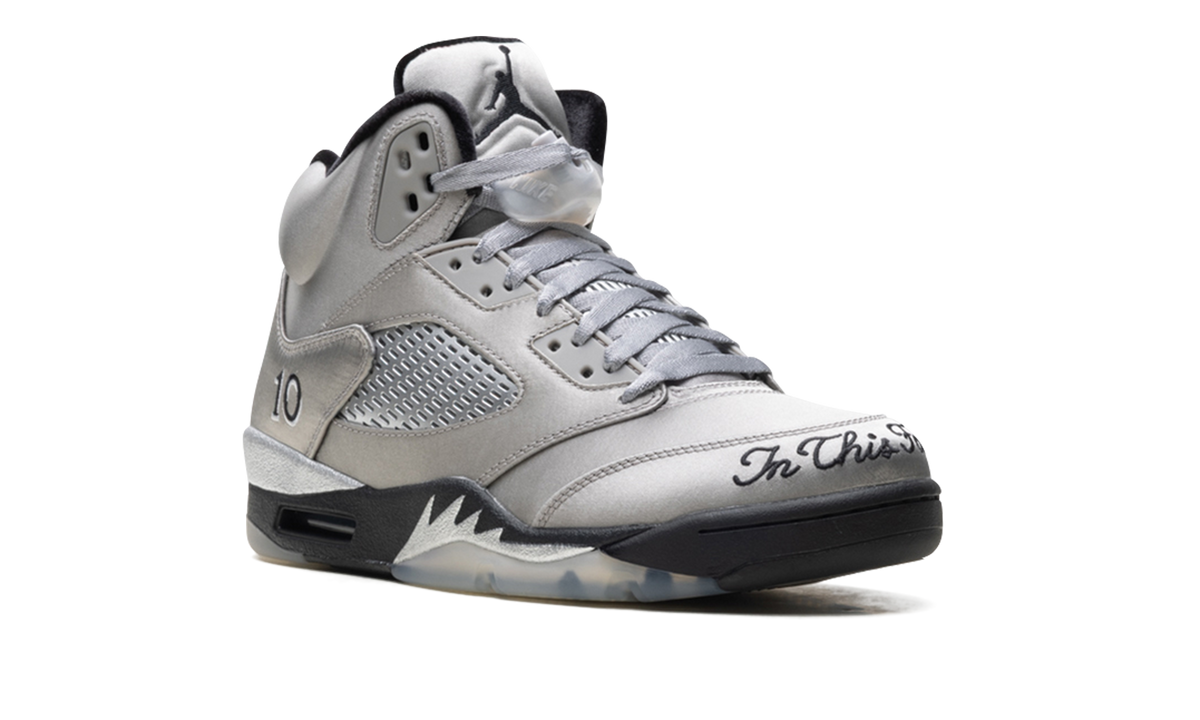 Air Jordan 5 Retro WMNS Wings (2025) IO2038 001