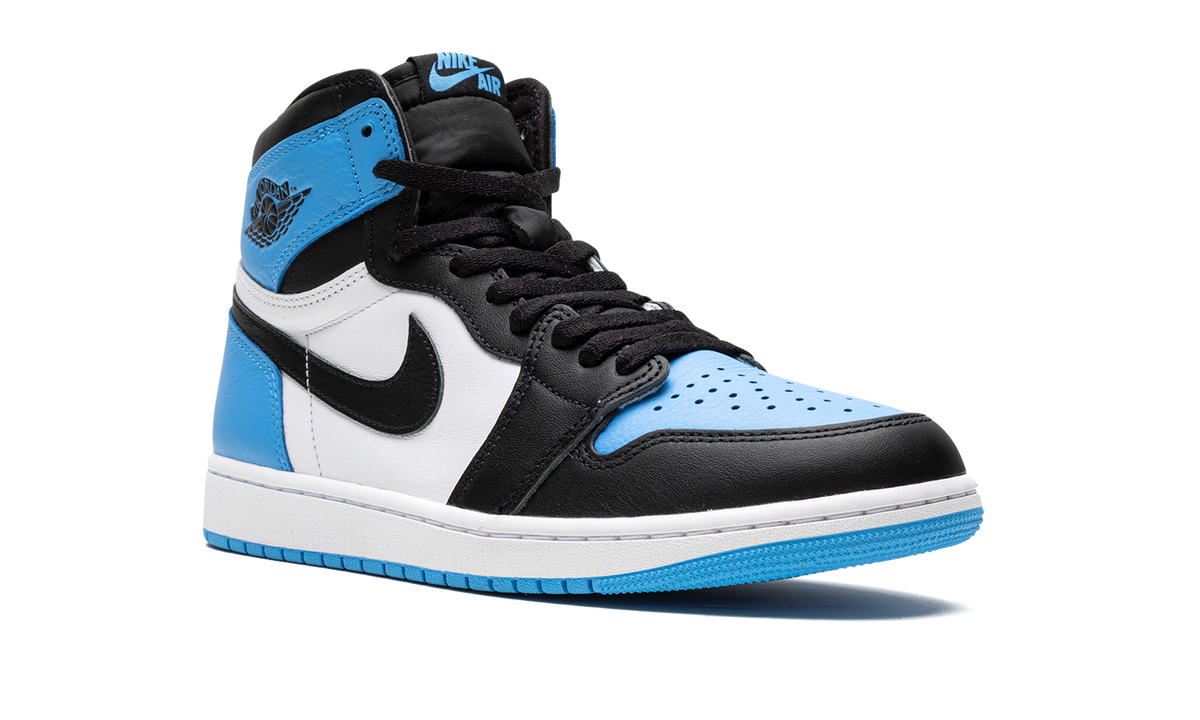 Air Jordan 1 Retro High OG UNC Toe DZ5485 400