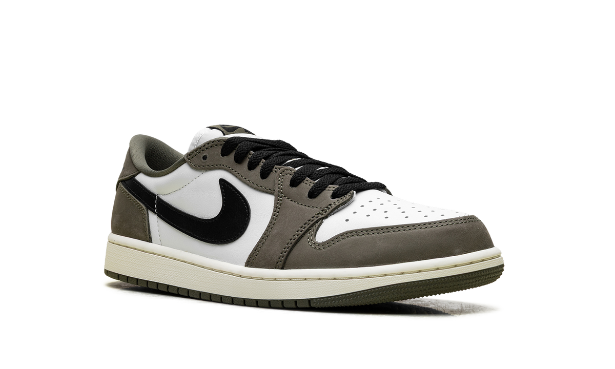 Air Jordan 1 Low Medium Olive HQ6998 200