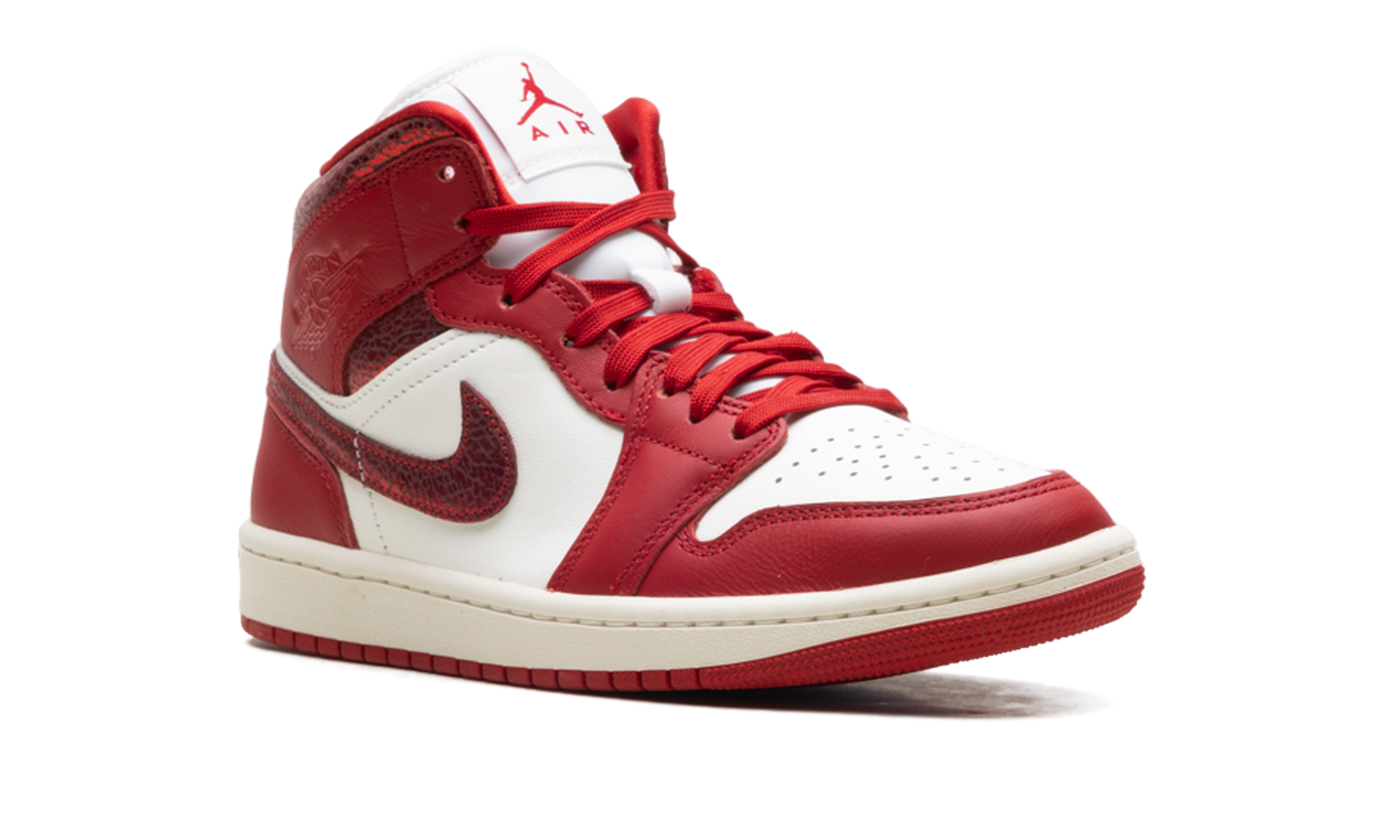 Air Jordan 1 Mid WMNS Red Cracked Leather HJ9337 106
