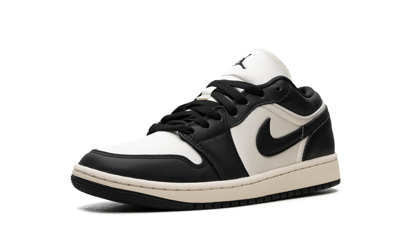 Air Jordan 1 Low WMNS Vintage Panda FB9893 101
