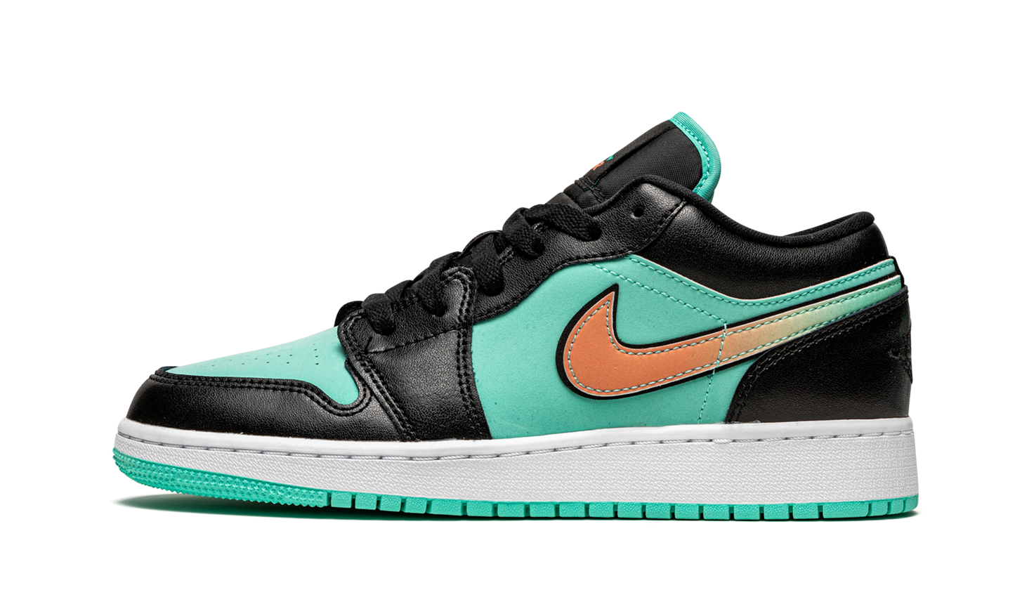 Air Jordan 1 Low SE GS Tropical Twist CV9844 301