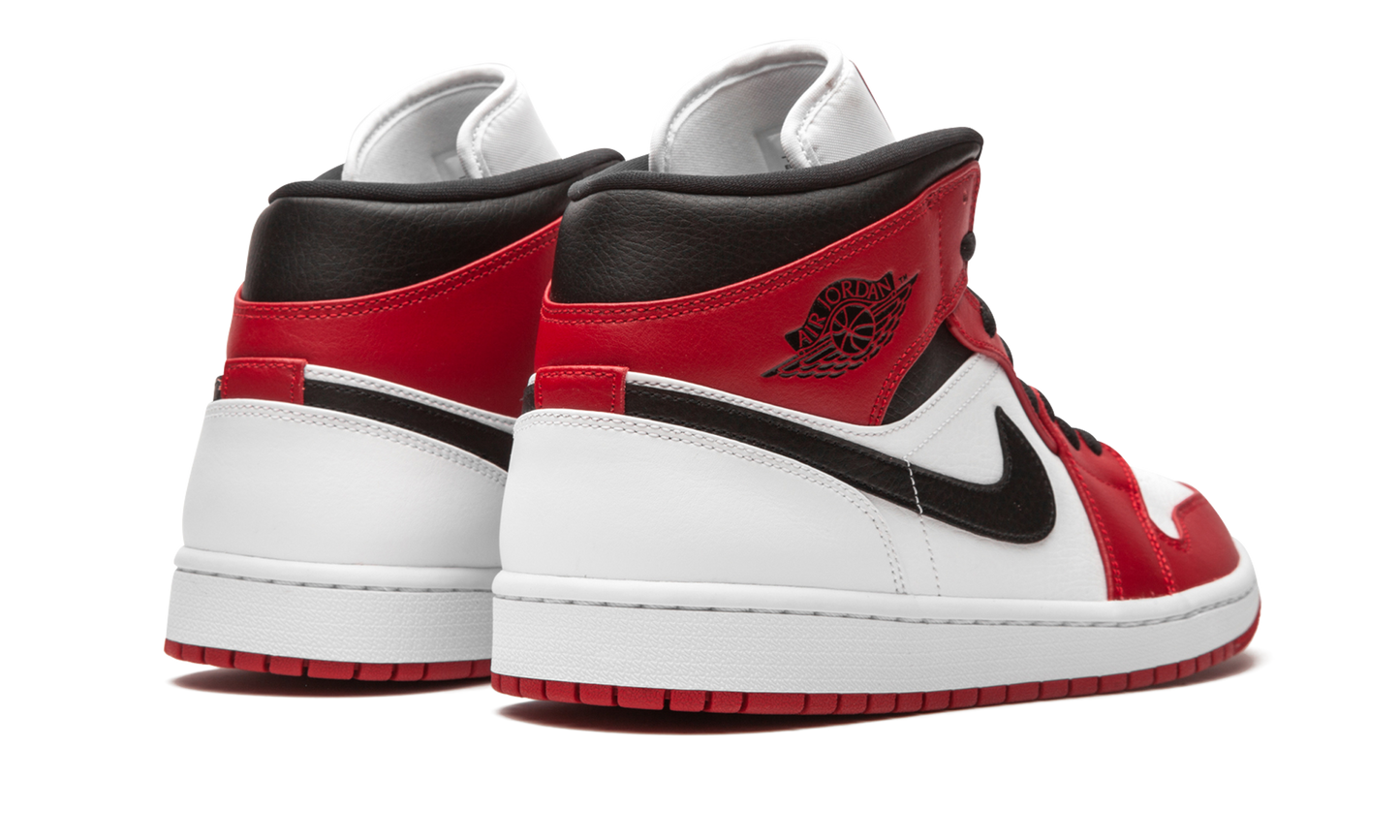Air Jordan 1 Mid Chicago 2020 554724 173