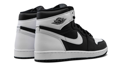 Air Jordan 1 Retro High OG Reverse Panda DZ5485 010
