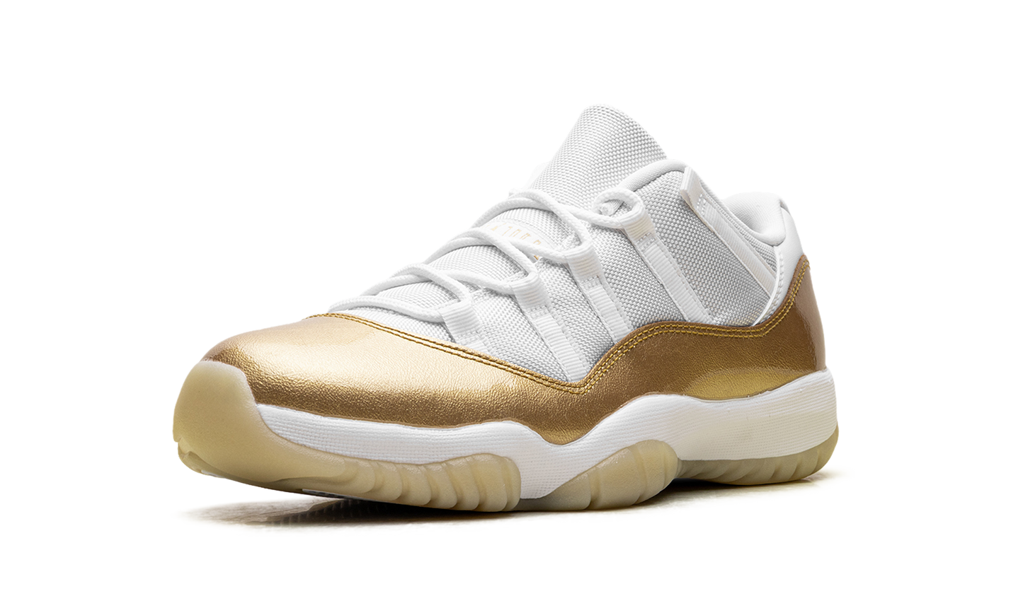 Air Jordan 11 Low WMNS Mother’s Day AH7860 102