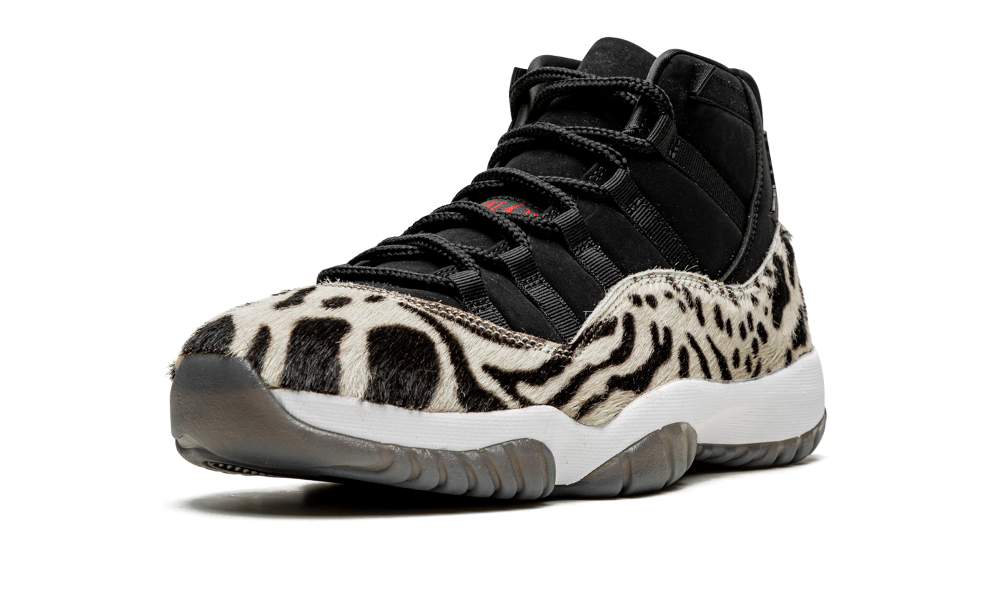 AIR JORDAN 11 WMNS Animal Instinct AR0715 010