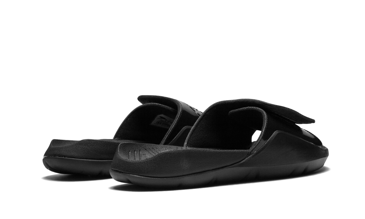Jordan Hydro 7 Black AA2517 010