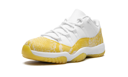 AIR JORDAN 11 LOW WMNS Yellow Snakeskin AH7860 107