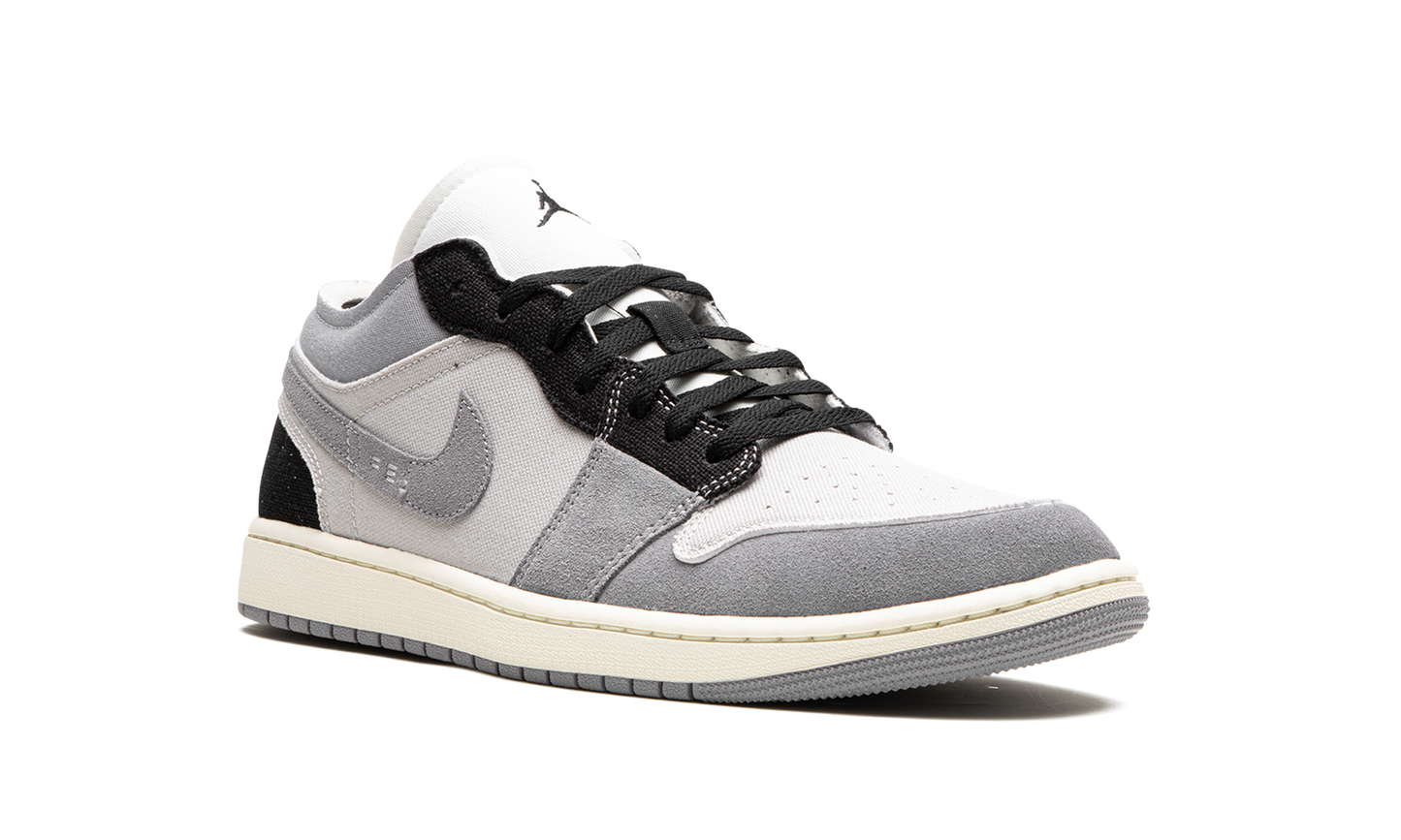Air Jordan 1 Low SE Craft Cement Grey DZ4135 002