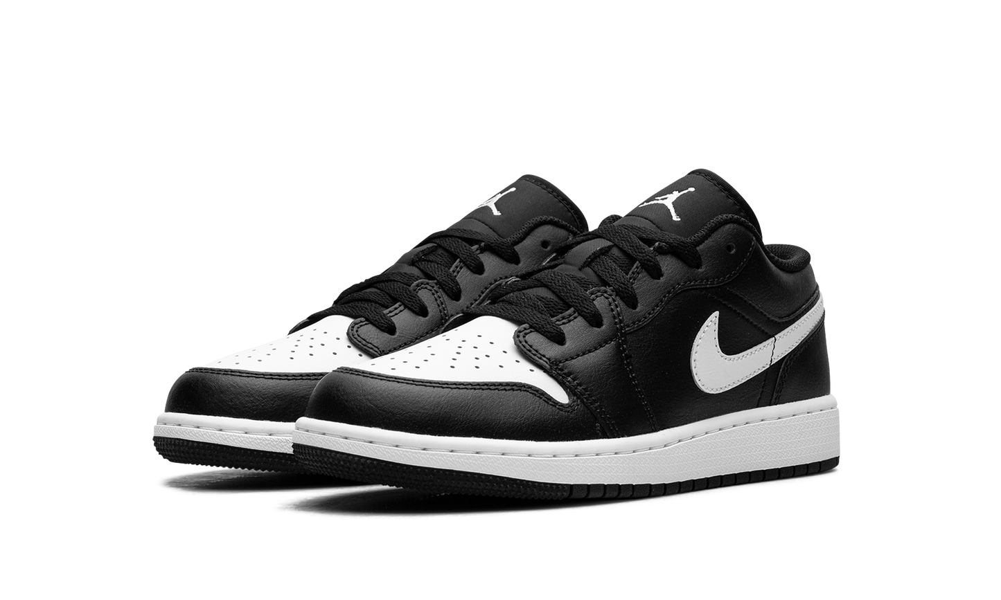 Jordan 1 Low GS Black Summit White 553560 043