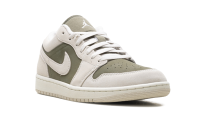 Air Jordan 1 Low SE Medium Olive Sail HV4089 201