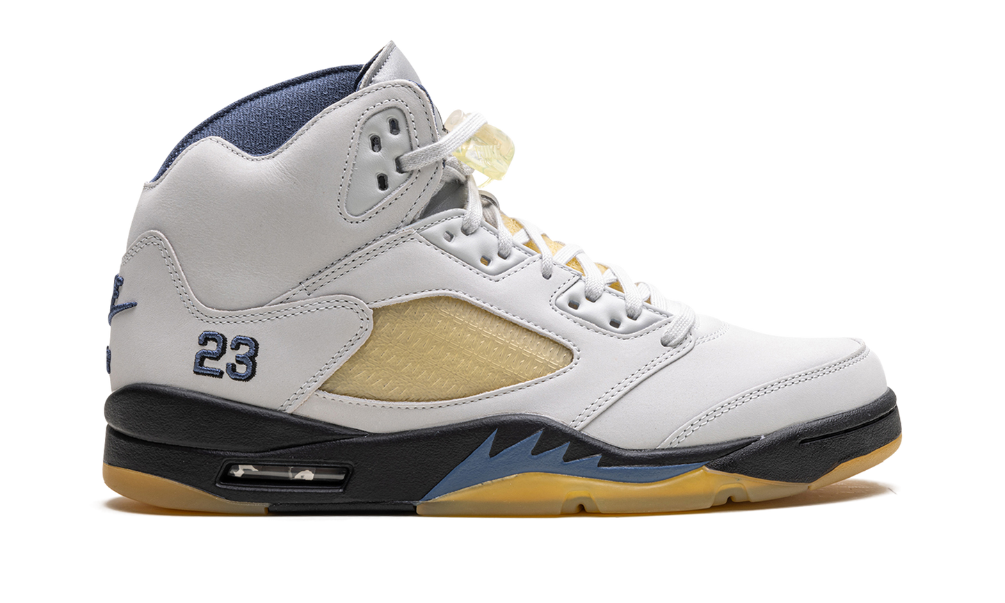 AIR JORDAN 5 WMNS A Ma Maniére - Diffused Blue FZ5758 004