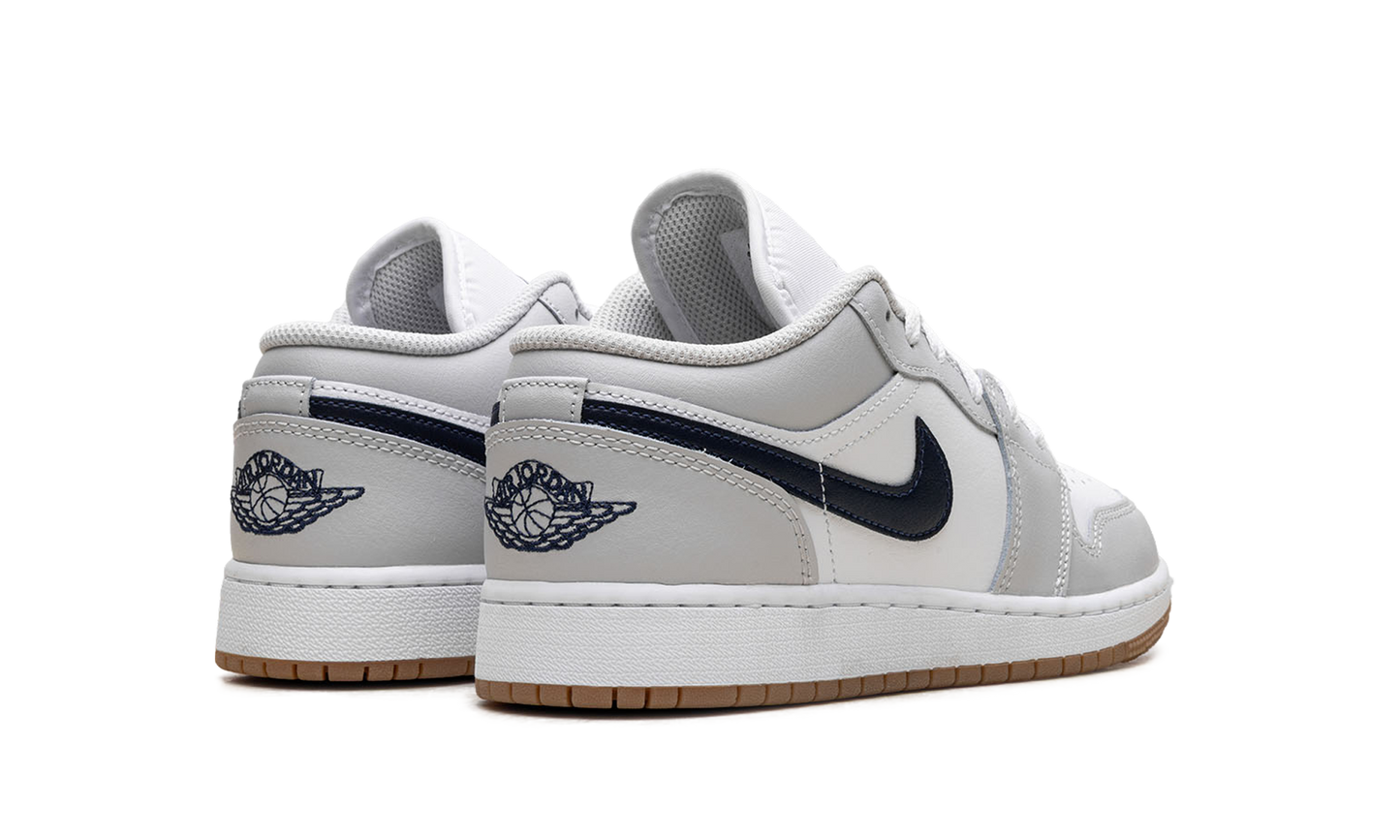 Jordan 1 Low GS White Neutral Grey Gum Midnight Navy 553560 146