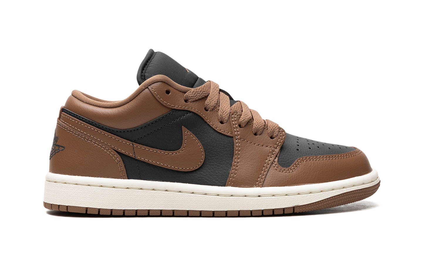 Air Jordan 1 Low WMNS Archaeo Brown DC0774 021