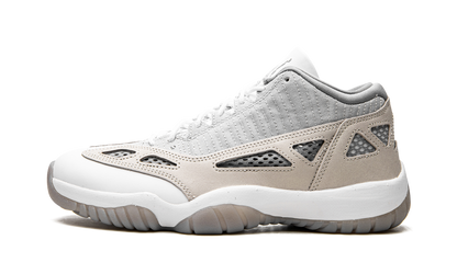 Air Jordan 11 Retro Low IE 'Light Orewood Brown' 919712 102
