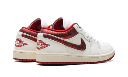 Jordan 1 Low WMNS Ruby HJ9338 106