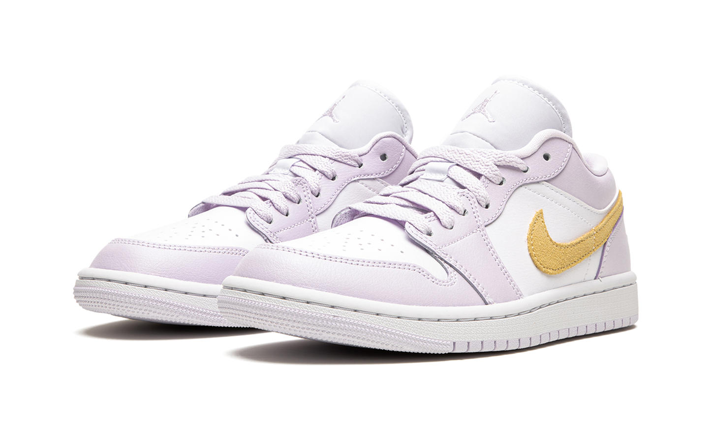 AIR JORDAN 1 LO WMNS Barely Grape DC0774 501