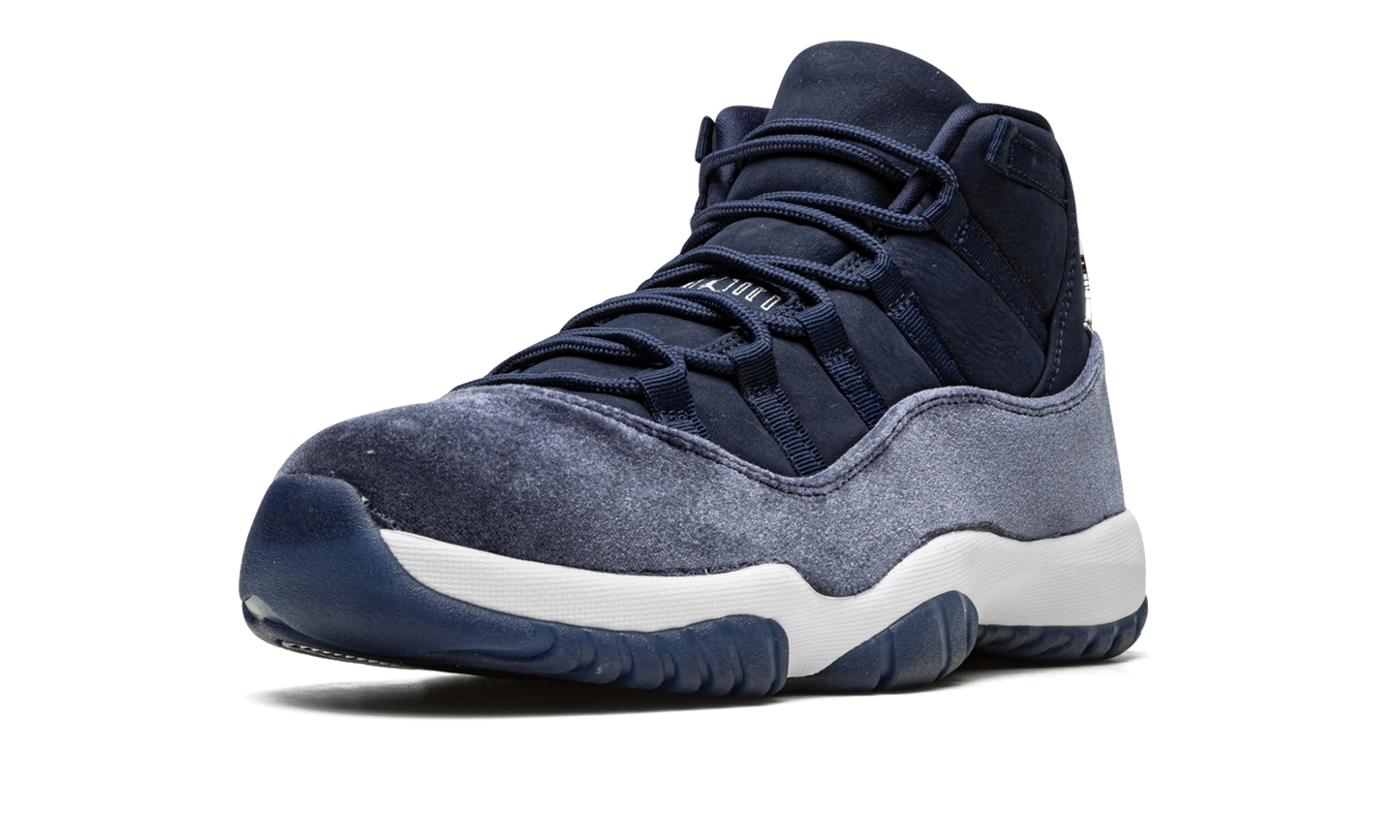 AIR JORDAN 11 VELVET WMNS Midnight Navy AR0715 441