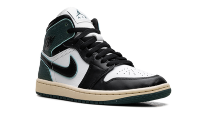 Jordan 1 Mid SE WMNS Oxidized Green FQ7818 100