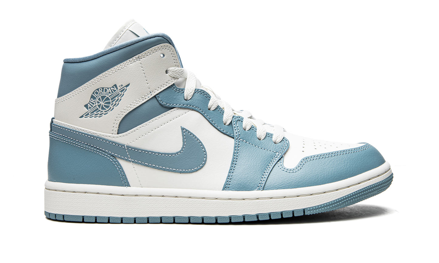 AIR JORDAN 1 MID WMNS UNC BQ6472 141