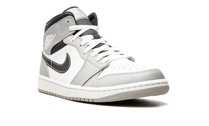 Air Jordan 1 Mid Light Smoke Grey 2.0 554724 078