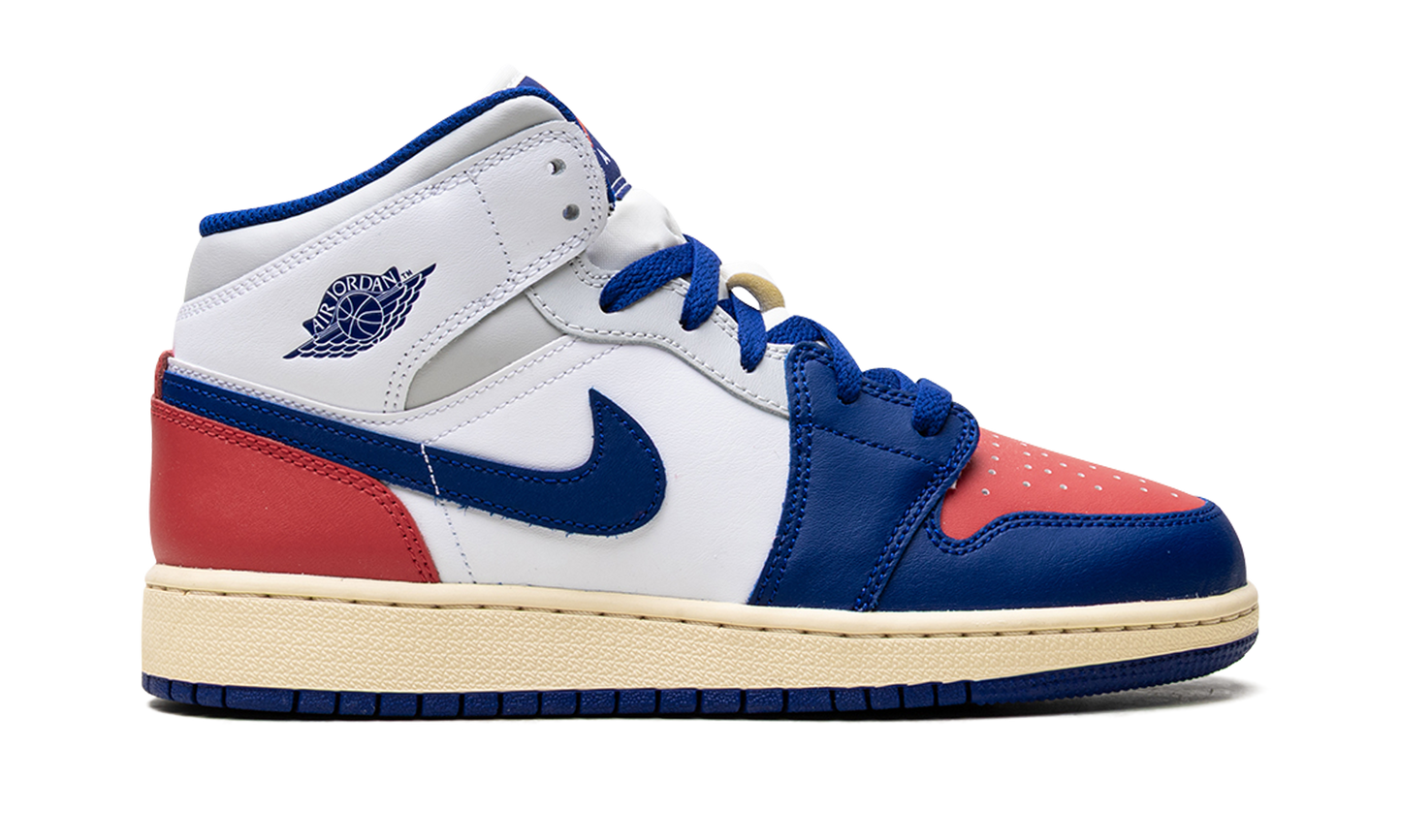 Air Jordan 1 Mid GS Rare Air DQ8423 102