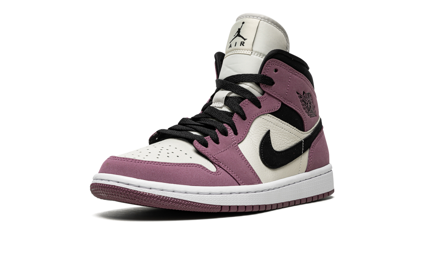 AIR JORDAN 1 MID SE WMNS Berry Pink DC7267 500
