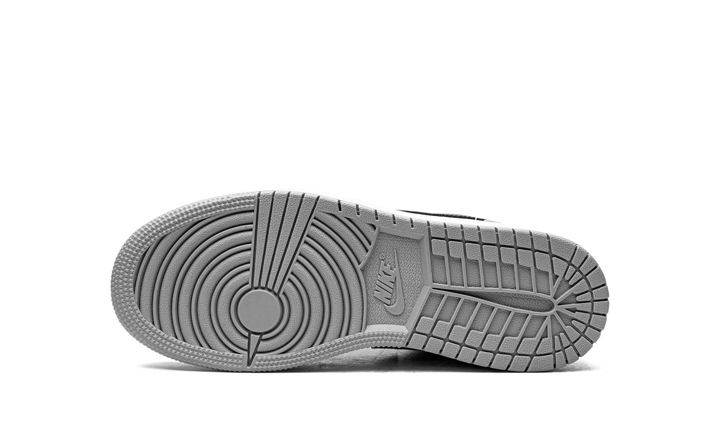 Jordan 1 Low GS Shadow Toe 553560 052