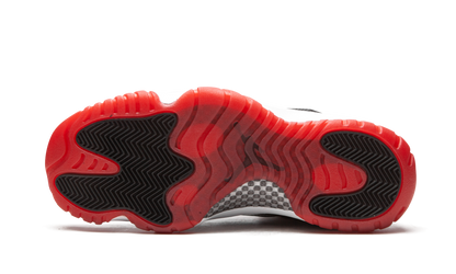 Air Jordan 11 Retro Low Concord Bred AV2187 160