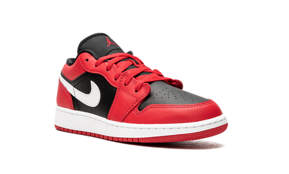 Air Jordan 1 Low GS Black / Very Berry 553560 061
