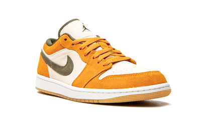 Air Jordan 1 Low SE Light Curry DH6931 102