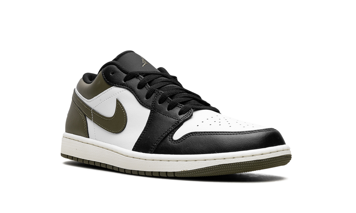 Air Jordan 1 Low Black Toe Medium Olive 553558 092