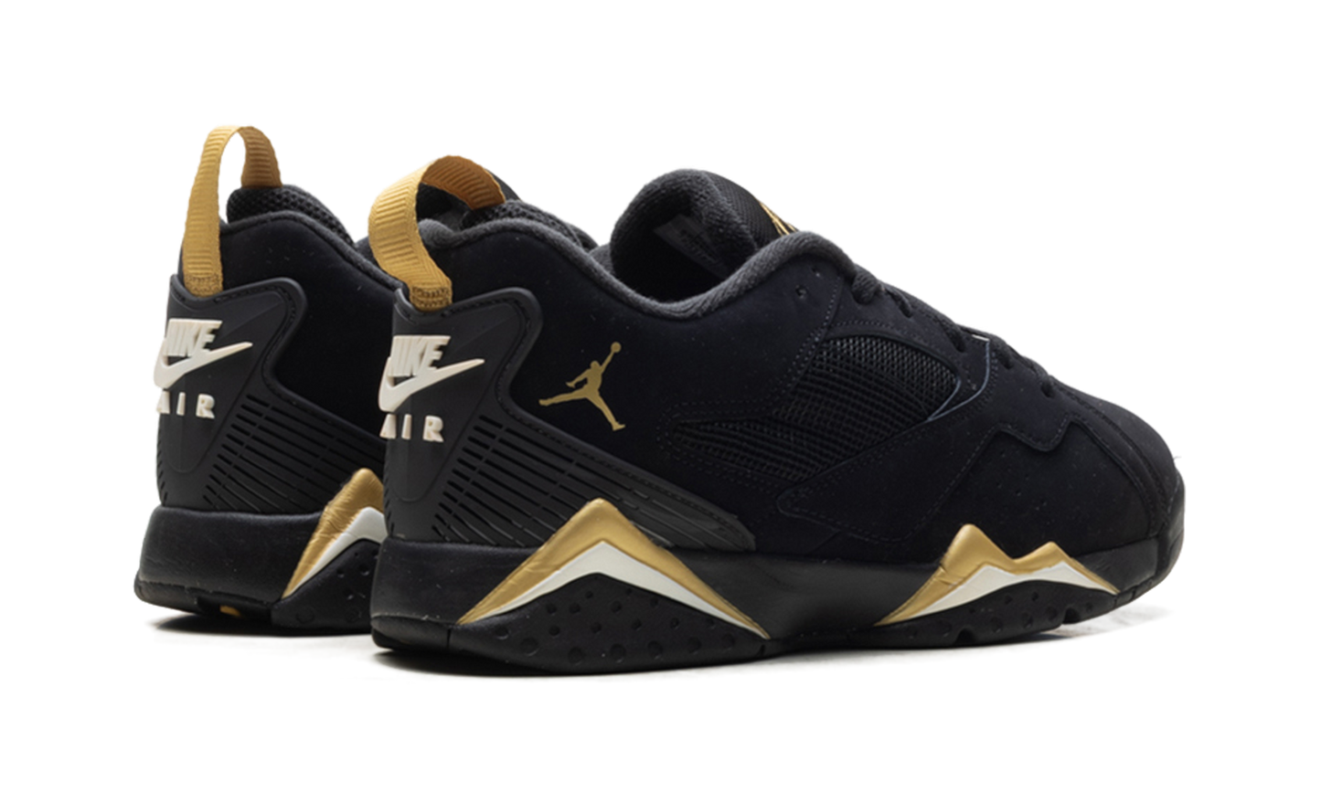 Air Jordan MVP 92 Golden Moments HQ3950 007