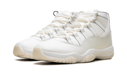 Air Jordan 11 WMNS Pearl AR0715 110