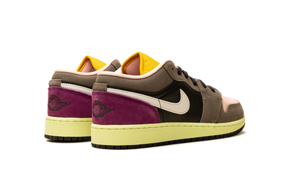 Air Jordan 1 Low GS Tokyo Bio Hack HQ2021 005