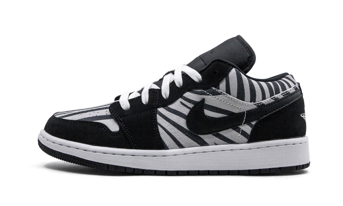Air Jordan 1 Low GS Zebra 553560 057