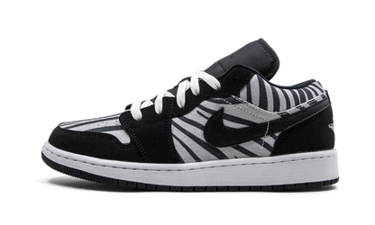Air Jordan 1 Low GS Zebra 553560 057