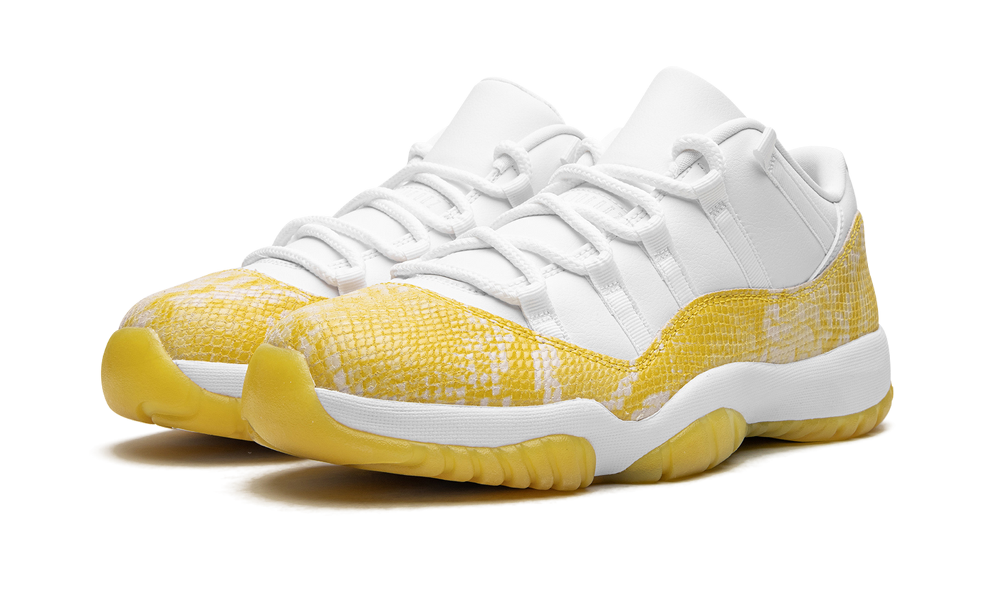 AIR JORDAN 11 LOW WMNS Yellow Snakeskin AH7860 107