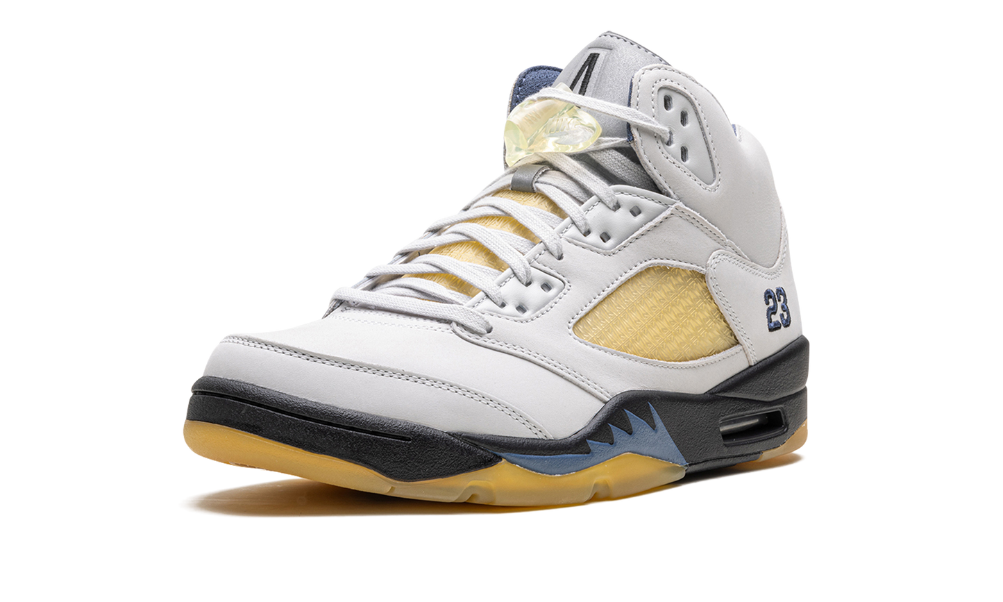 AIR JORDAN 5 WMNS A Ma Maniére - Diffused Blue FZ5758 004