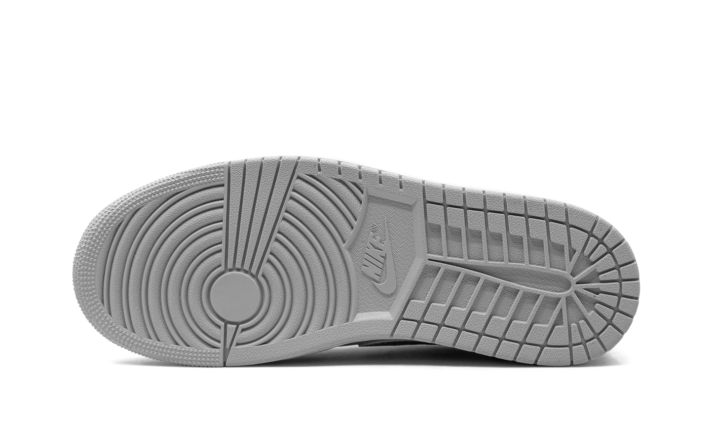 Air Jordan 1 Low Metallic Silver CZ0790 002