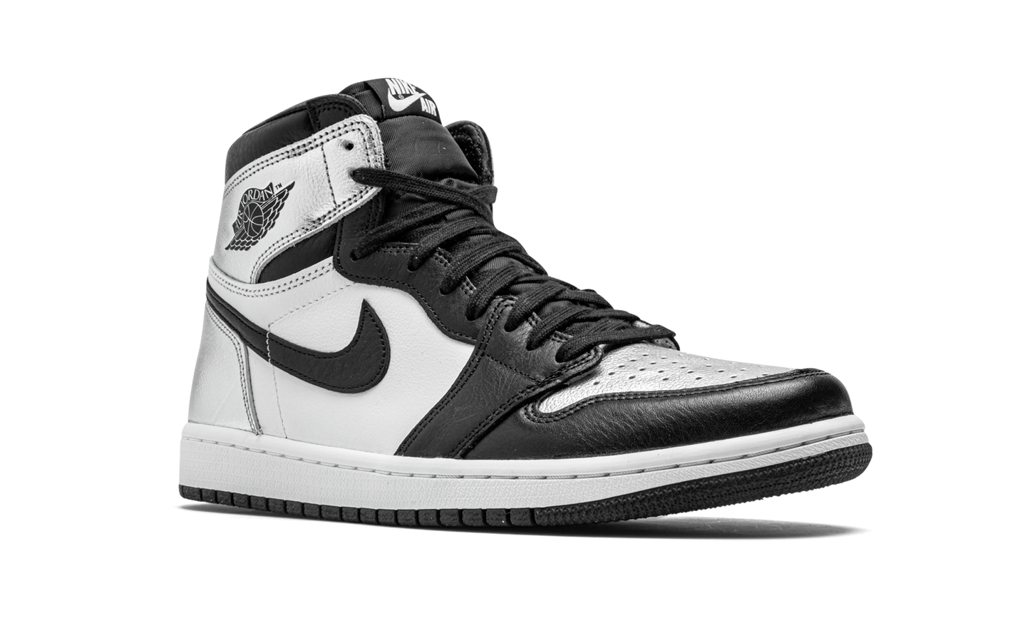 AIR JORDAN 1 RETRO HIGH OG WMNS Silver Toe CD0461 001
