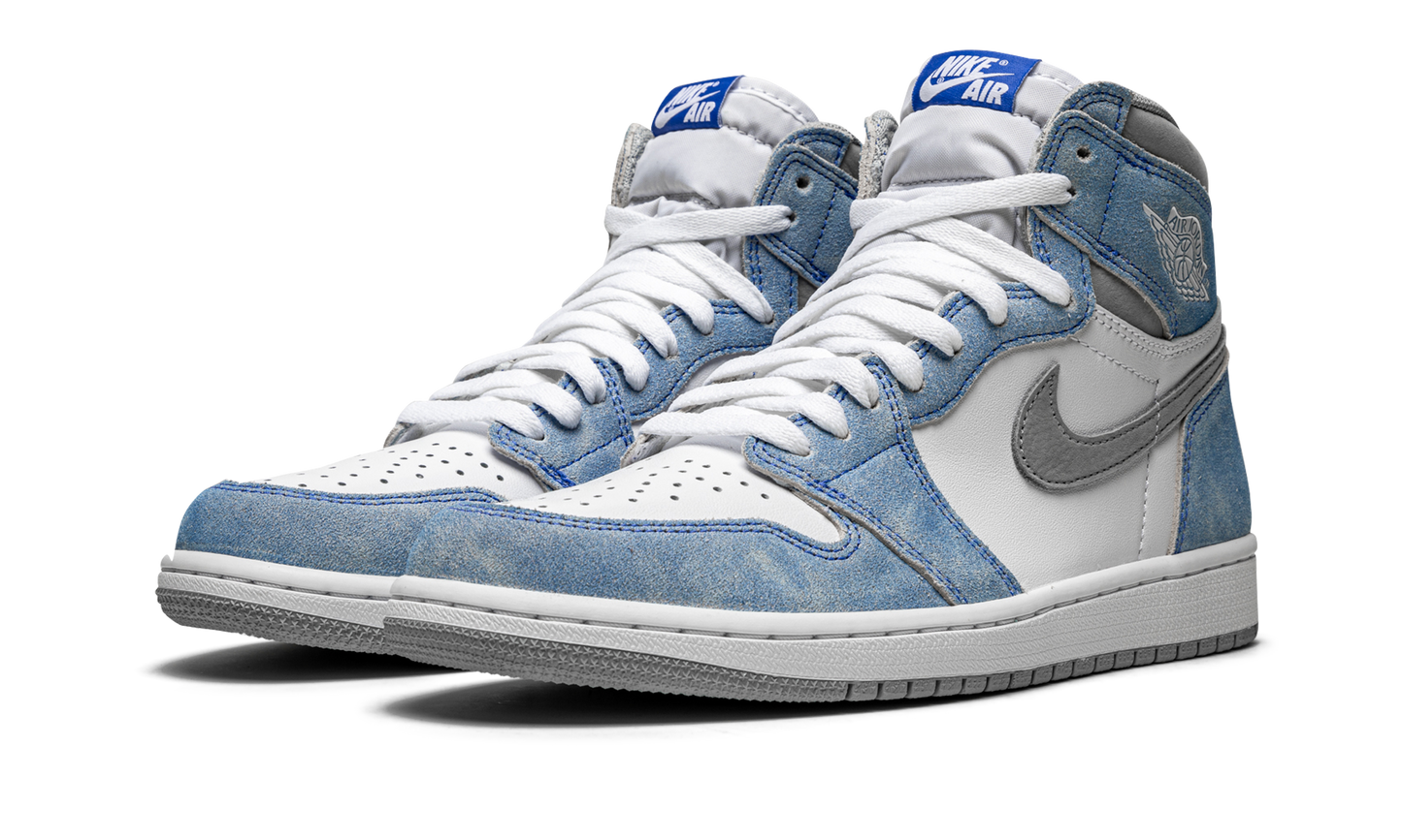 Air Jordan 1 Retro High OG Hyper Royal 555088 402