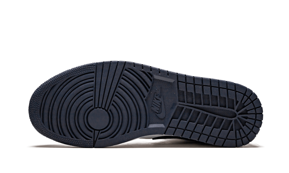 Air Jordan 1 Mid Obsidian 554724 174