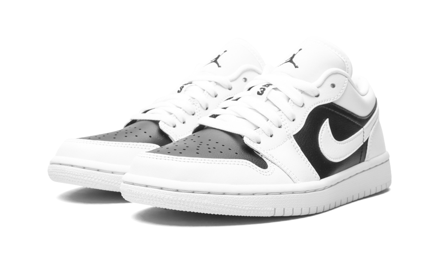 AIR JORDAN 1 Low WMNS Panda DC0774 100