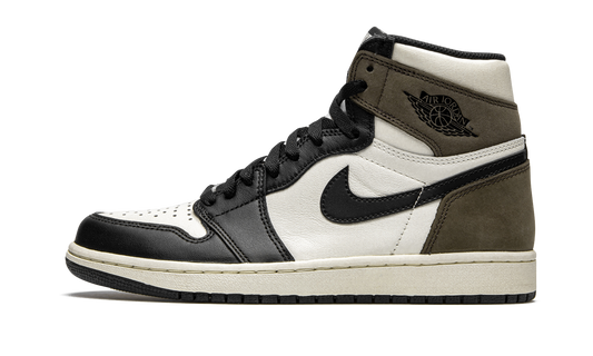 Air Jordan 1 Retro High OG Dark Mocha 555088 105