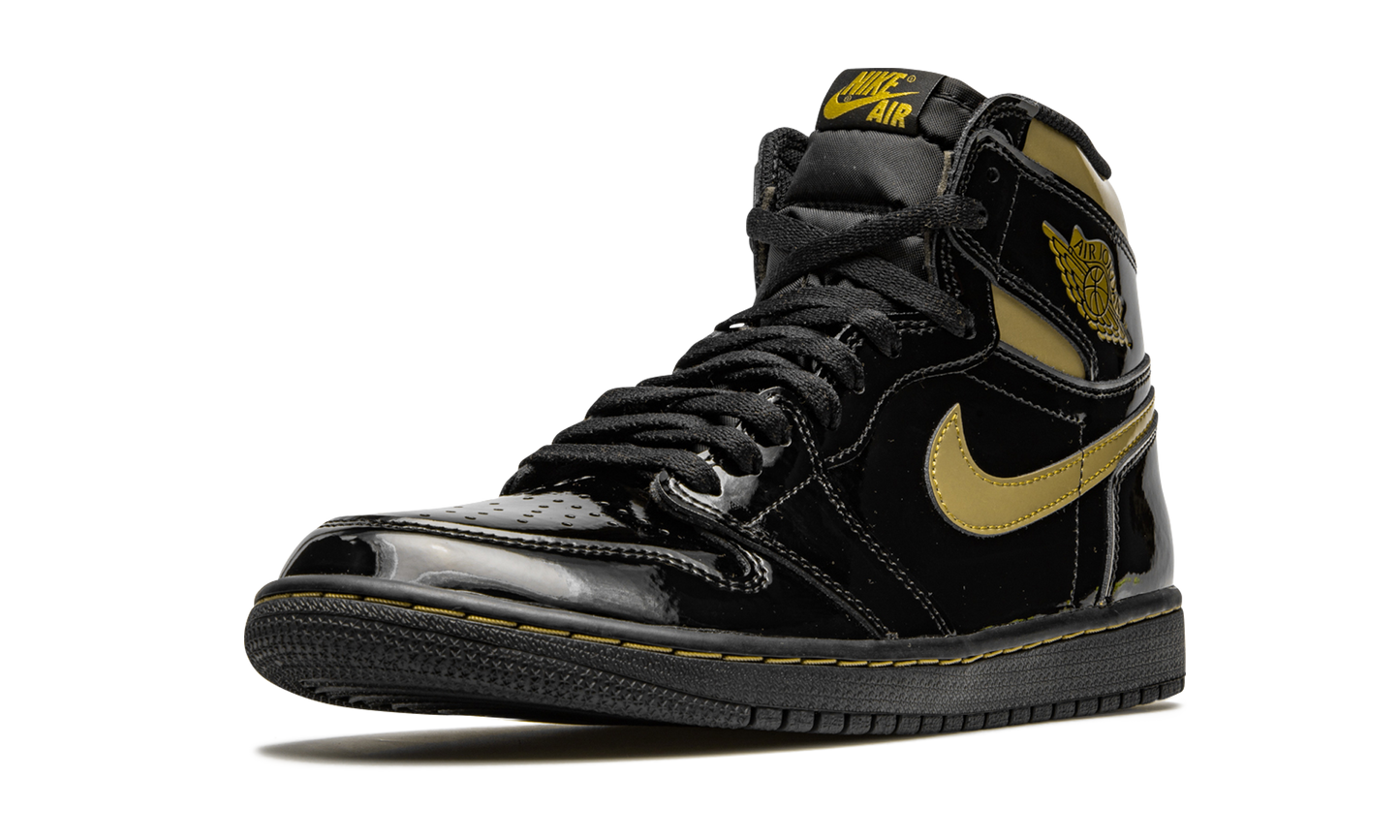 Air Jordan 1 Retro High OG Black Metallic Gold 555088 032
