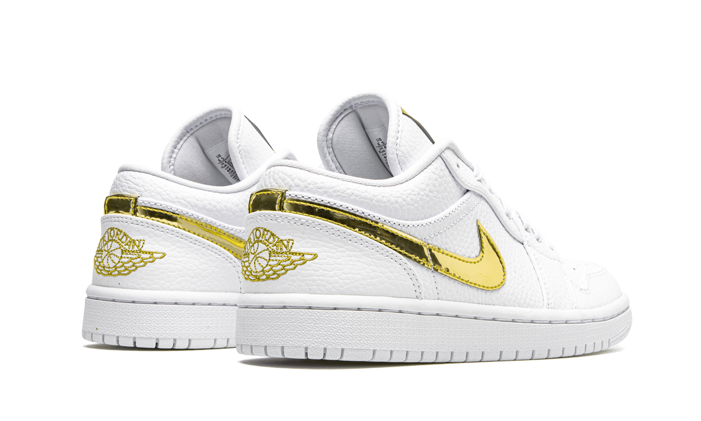 AIR JORDAN 1 Low SE WMNS White Metallic Gold CZ4776 100