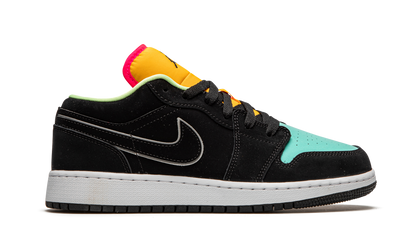 Jordan 1 Low SE GS Aurora Green CV9844 013