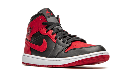 Air Jordan 1 Mid Banned 2020 554724 074