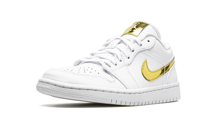 AIR JORDAN 1 Low SE WMNS White Metallic Gold CZ4776 100